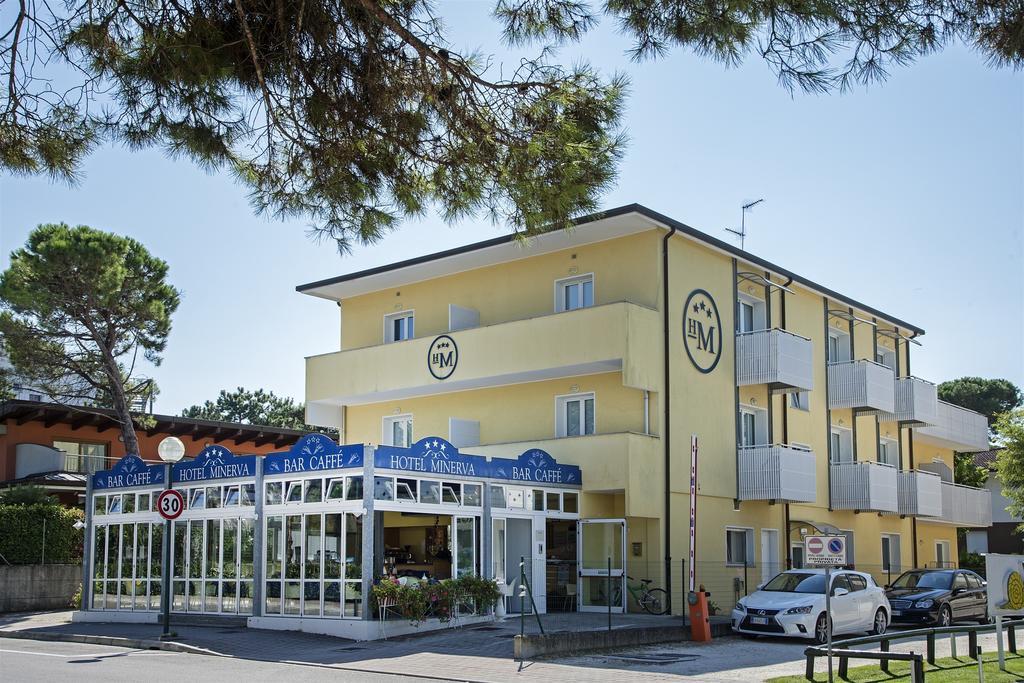 Hotel Minerva Lignano Sabbiadoro Zewnętrze zdjęcie