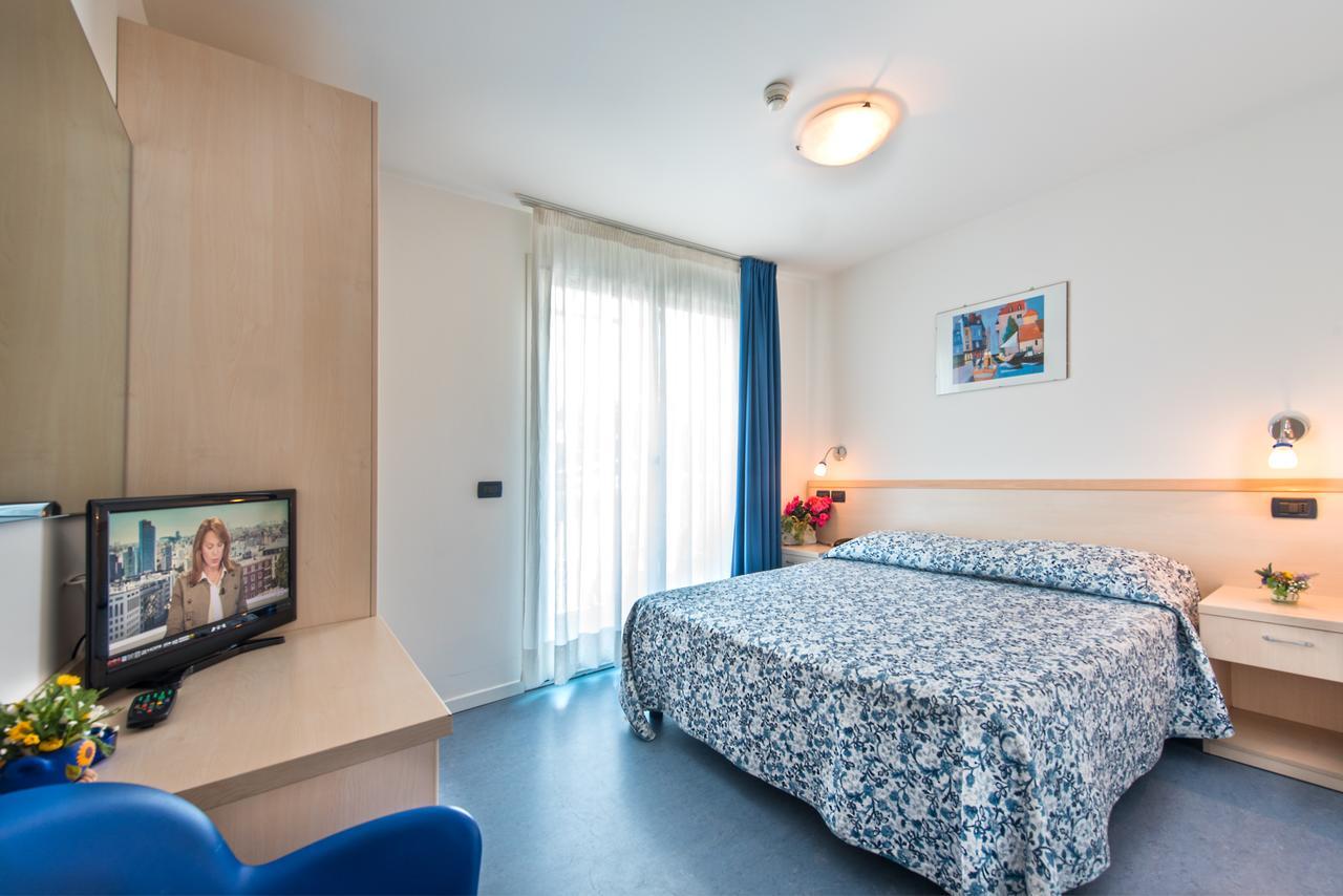 Hotel Minerva Lignano Sabbiadoro Zewnętrze zdjęcie
