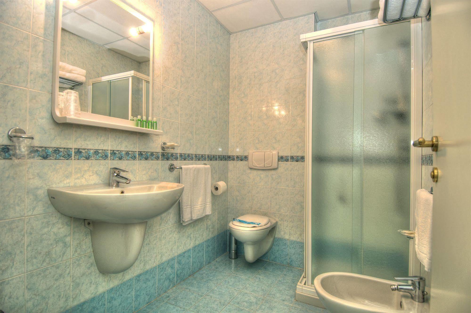 Hotel Minerva Lignano Sabbiadoro Zewnętrze zdjęcie